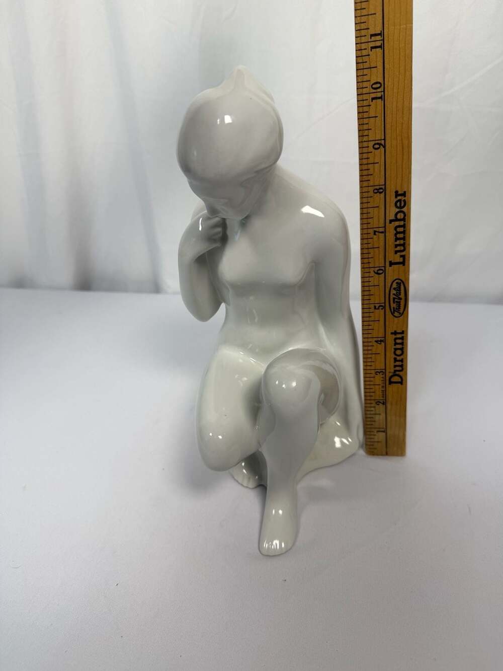Vintage Royal Dux Bohemia Porcelain Sitting Nude Figurine #737 - Picture 6 of 6